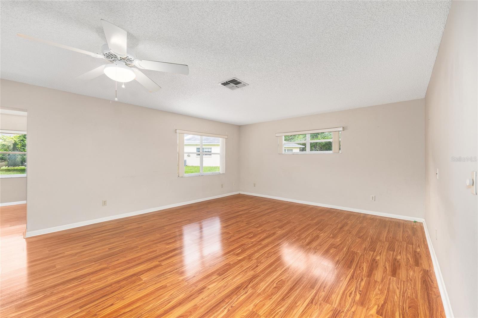 Image 6 of 25 For 9051 96th Lane D