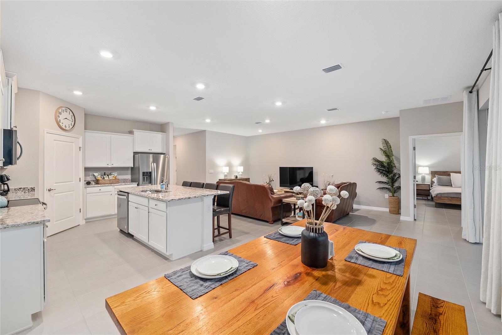 Image 21 of 87 For 4123 48th Terrace Road