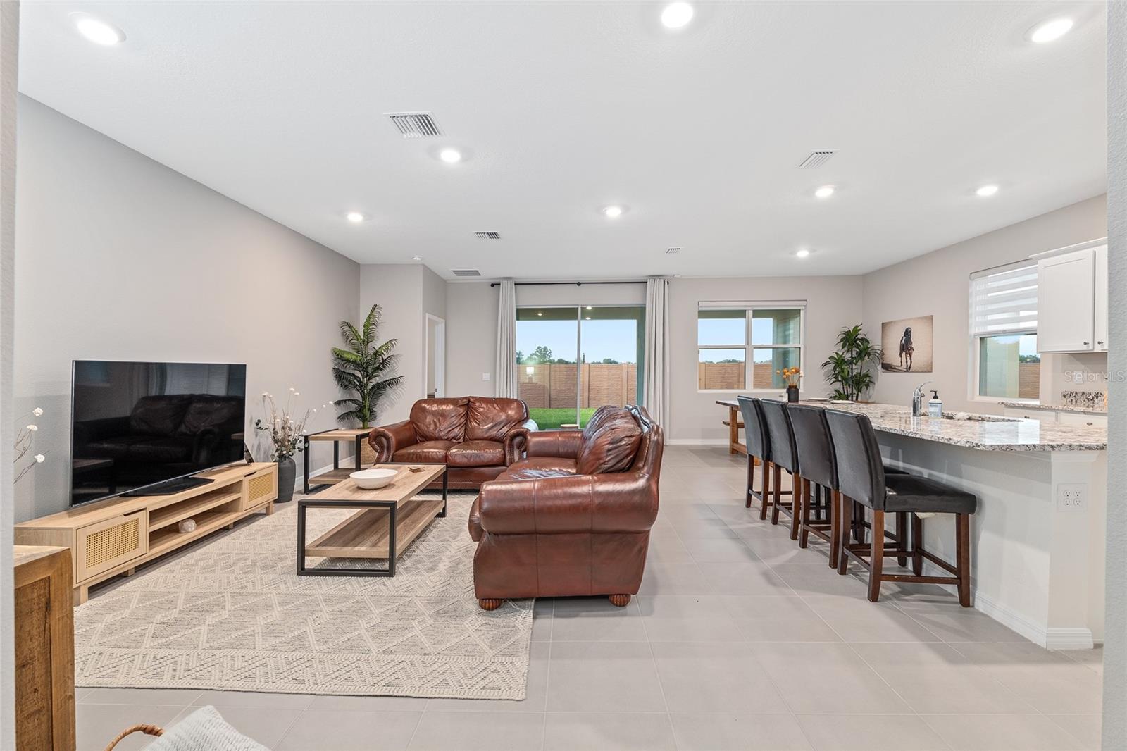 Image 22 of 87 For 4123 48th Terrace Road