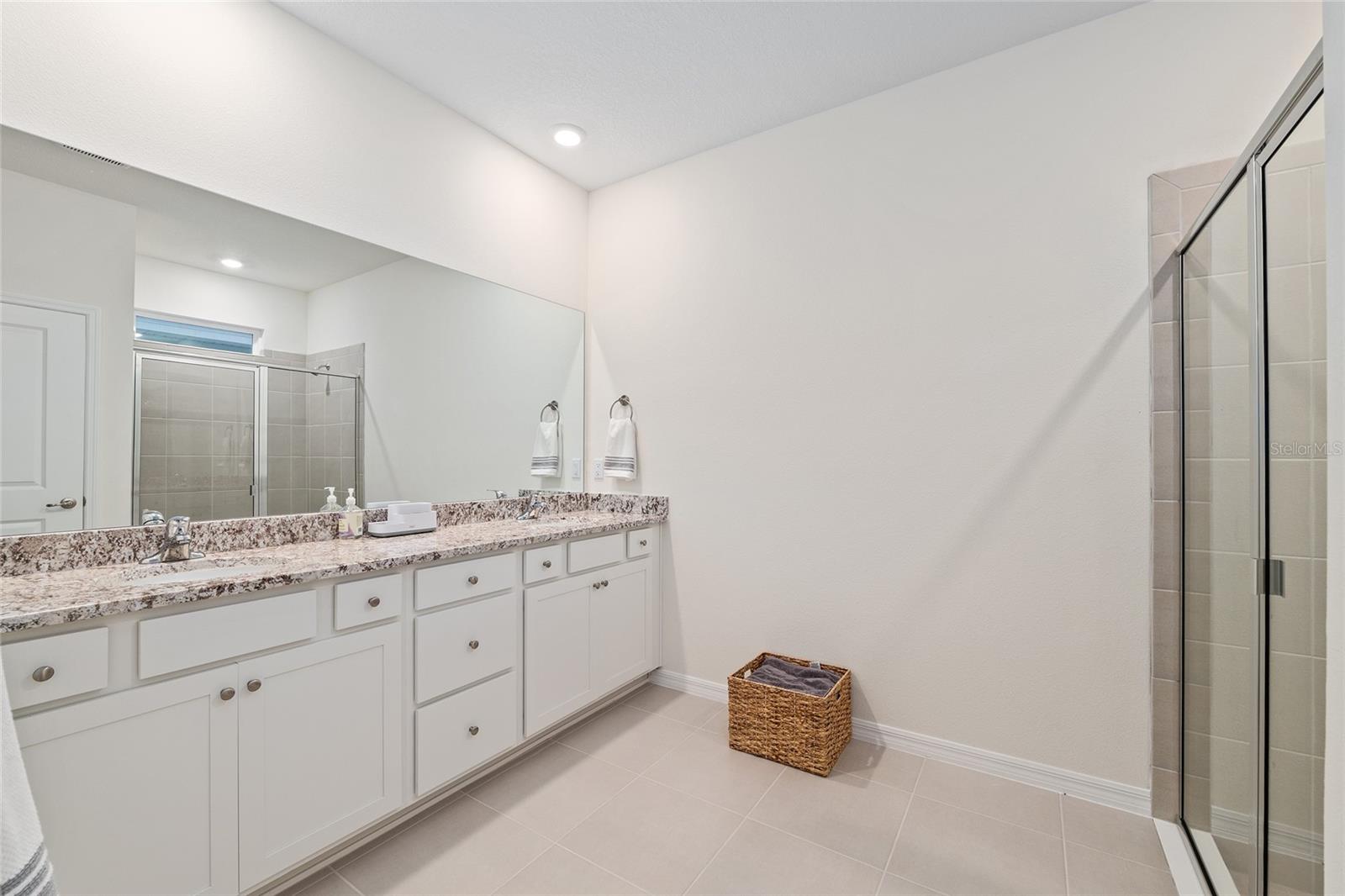 Image 34 of 87 For 4123 48th Terrace Road