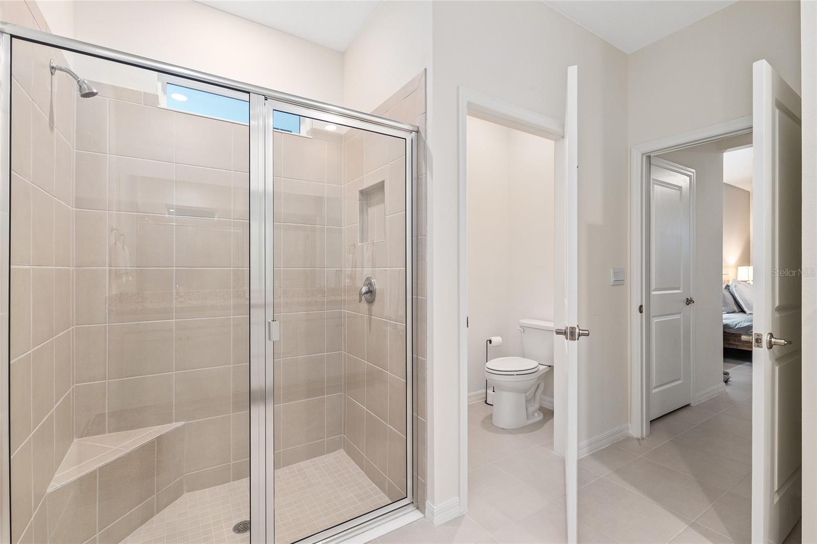 Image 37 of 87 For 4123 48th Terrace Road