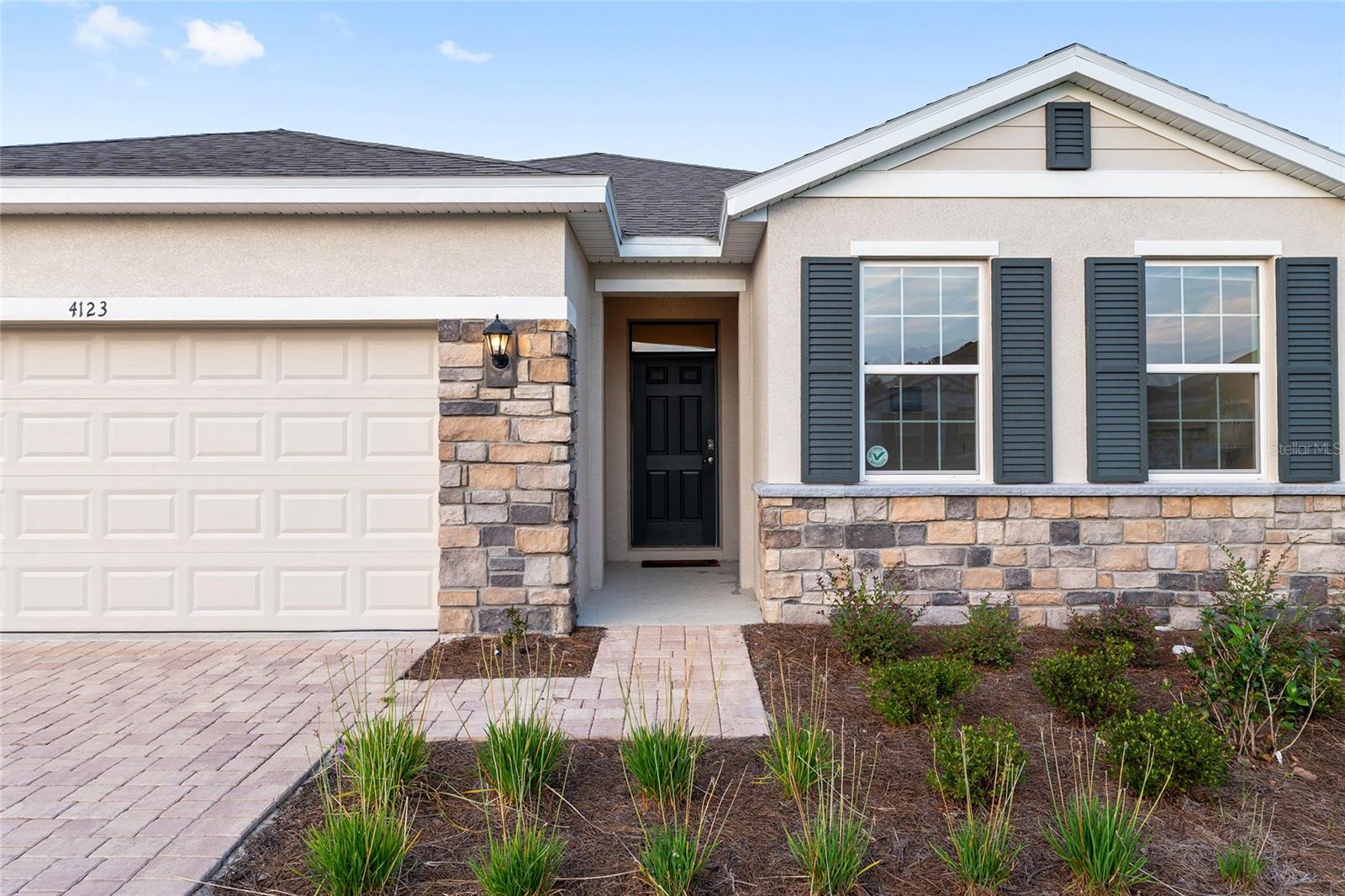 Image 4 of 87 For 4123 48th Terrace Road