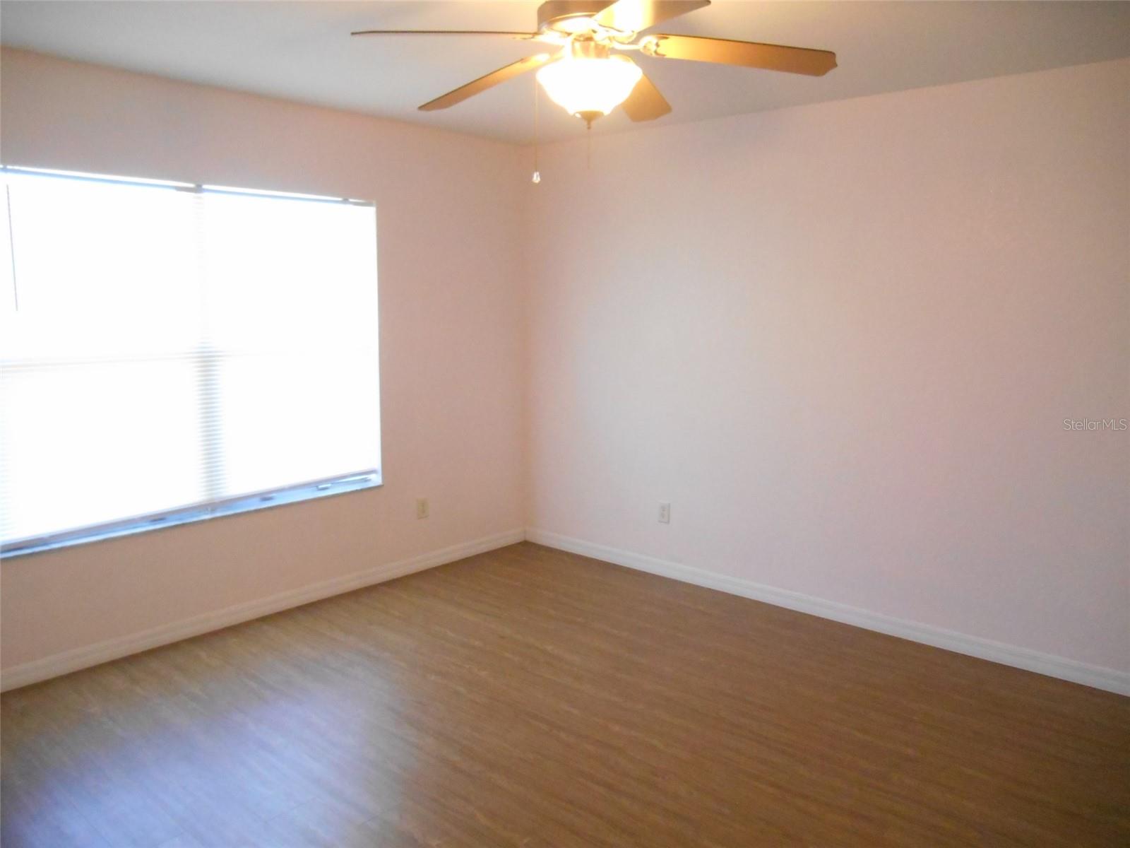 Image 6 of 18 For 17472 121st Circle