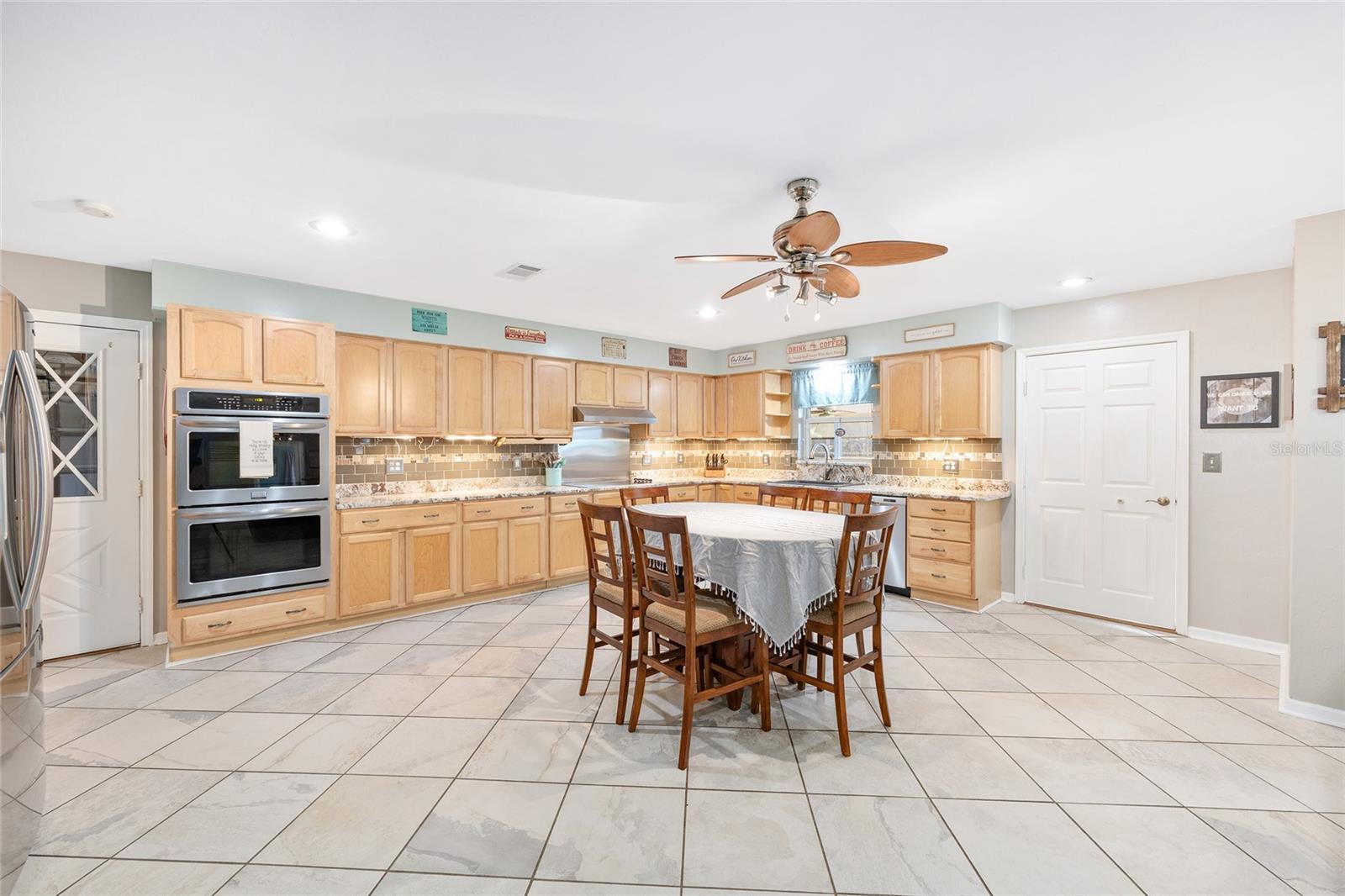 Image 36 of 73 For 490 150th Avenue