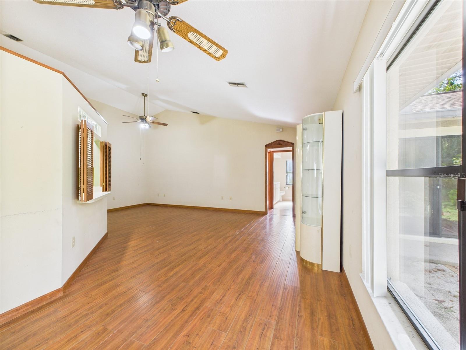 Image 29 of 45 For 24 Boxelder Court