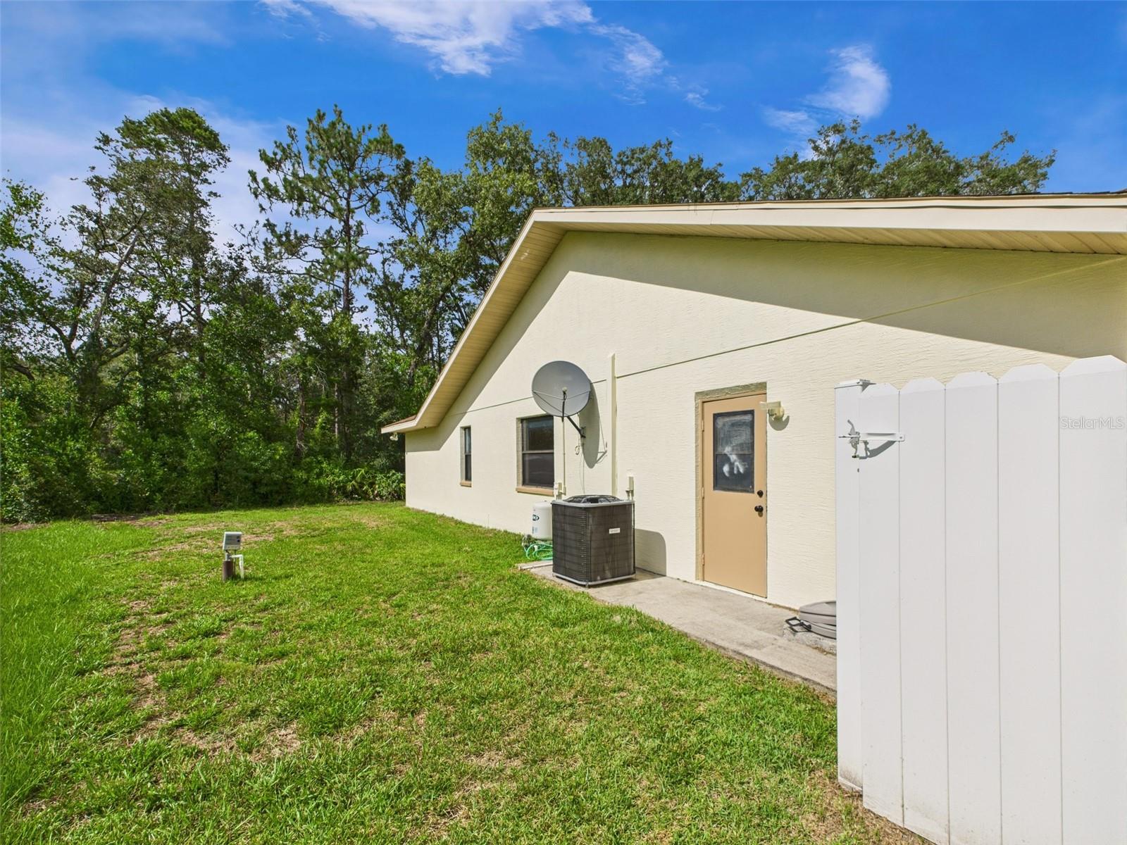 Image 35 of 45 For 24 Boxelder Court
