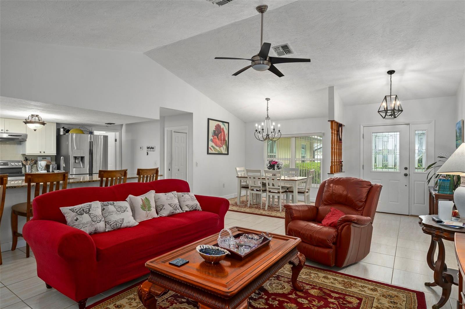 Image 7 of 37 For 12 Sycamore Court W
