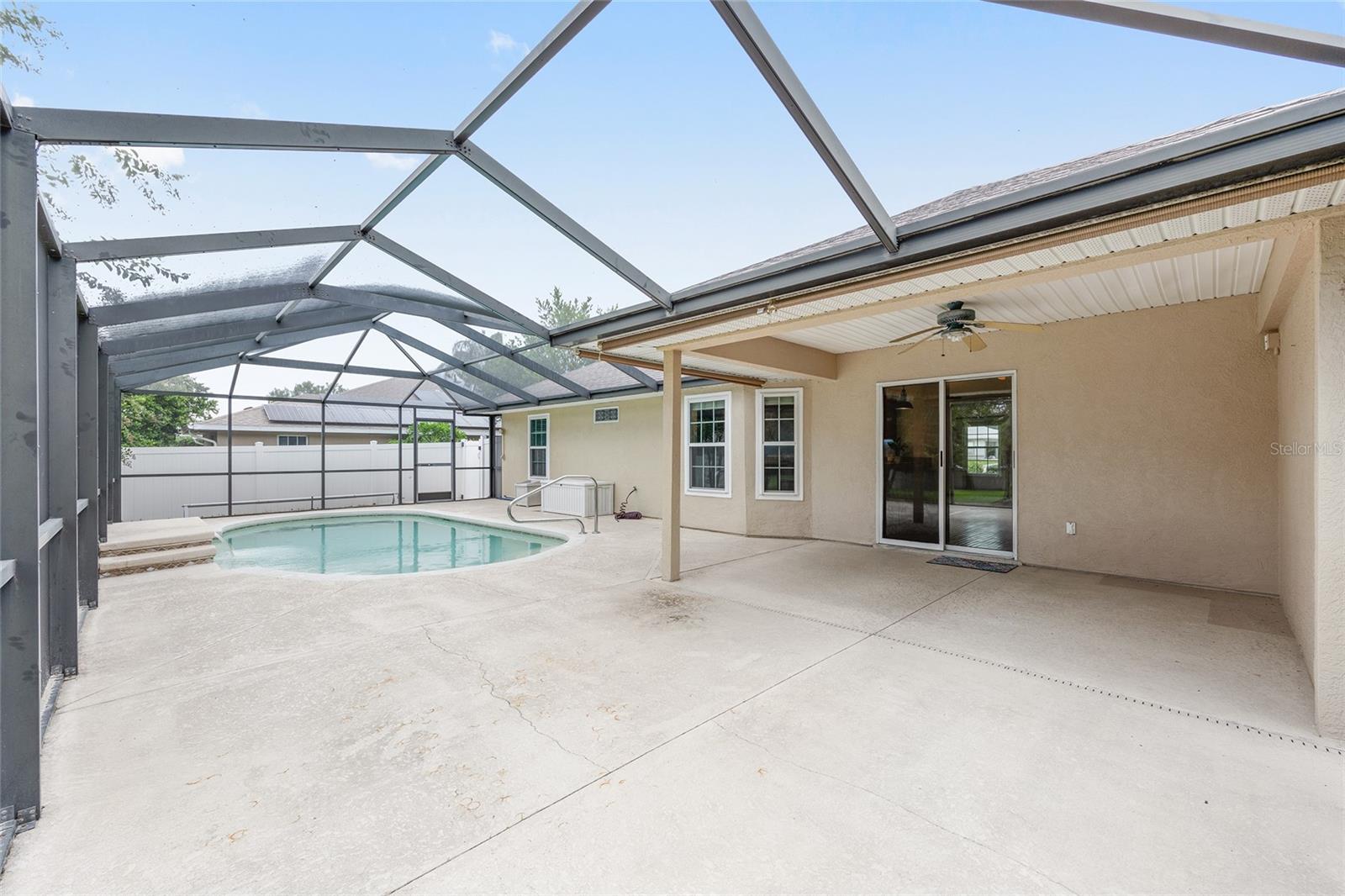 Image 41 of 72 For 3932 15th Court Road