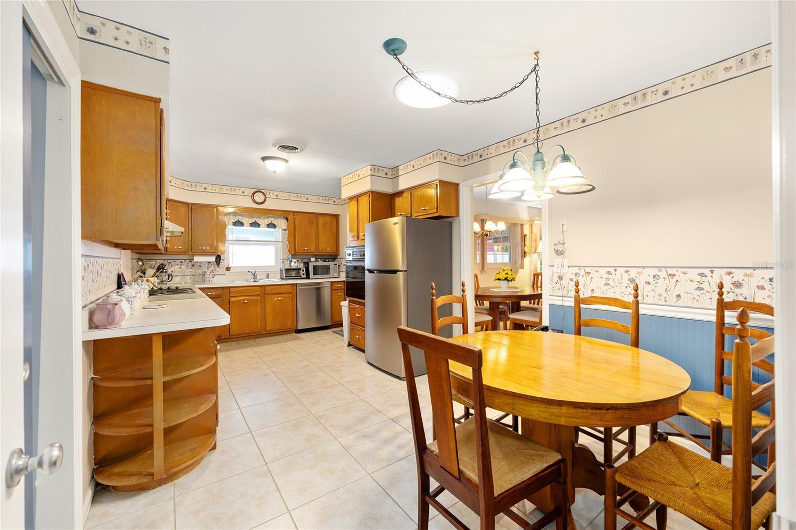 Image 21 of 51 For 3930 11th Street