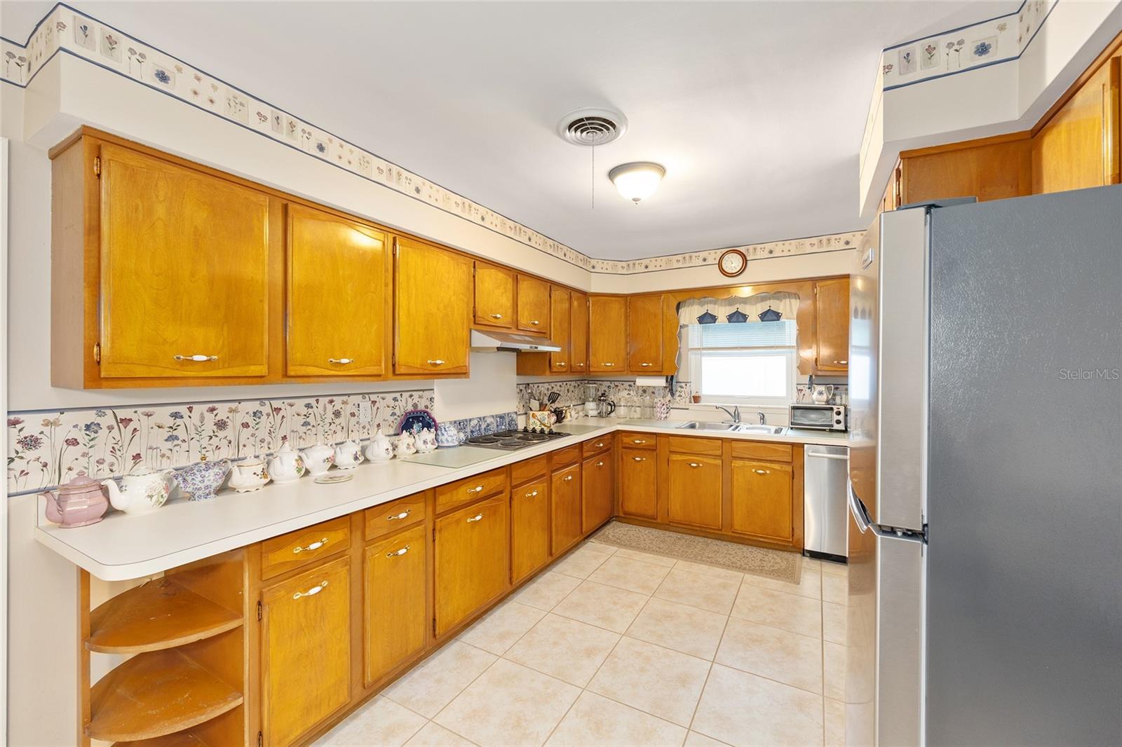 Image 23 of 51 For 3930 11th Street
