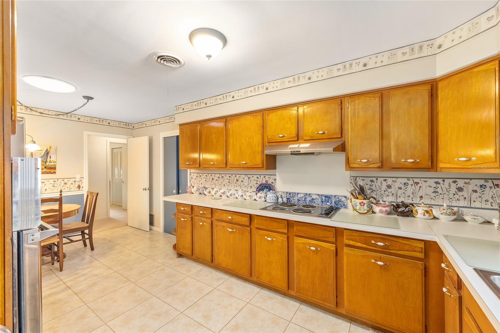 Image 24 of 51 For 3930 11th Street