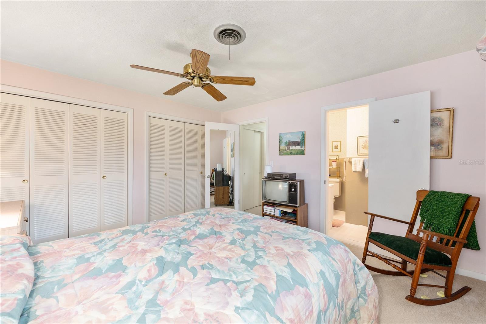 Image 33 of 51 For 3930 11th Street