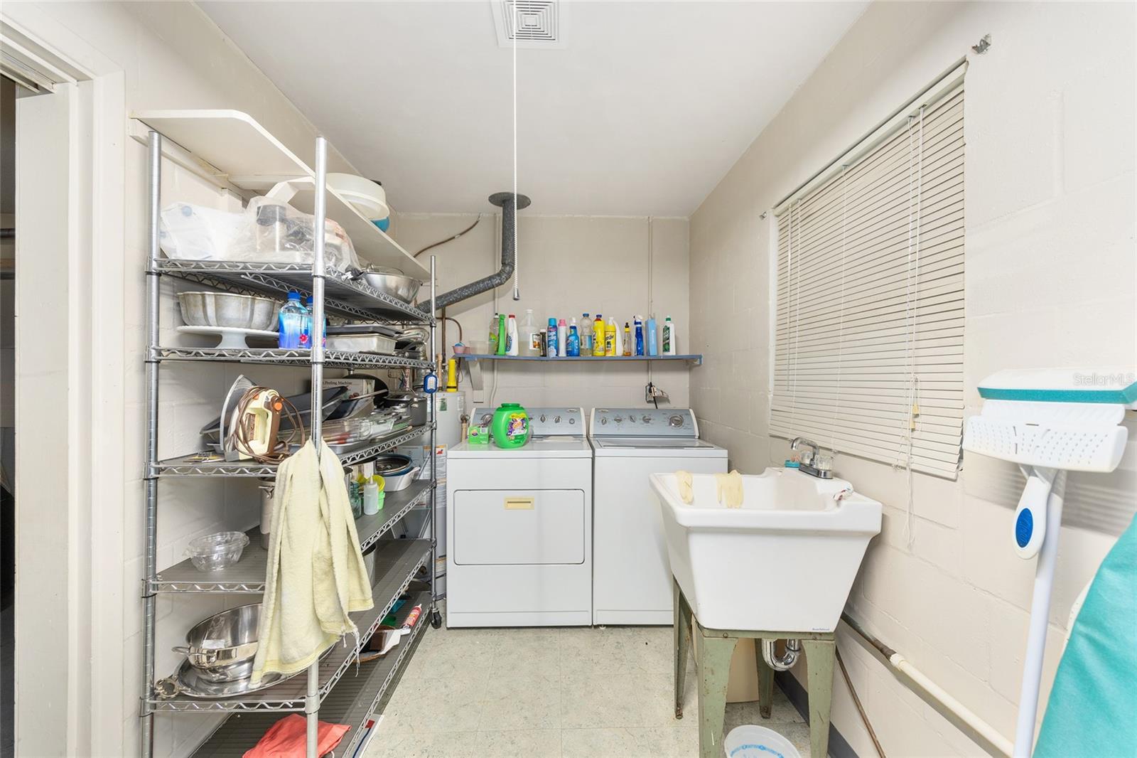 Image 37 of 51 For 3930 11th Street