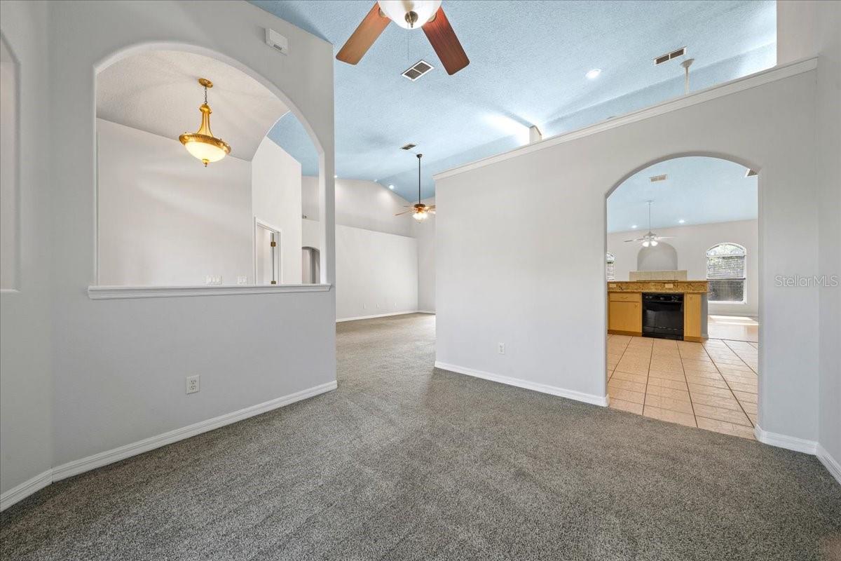Image 13 of 77 For 10929 39th Court