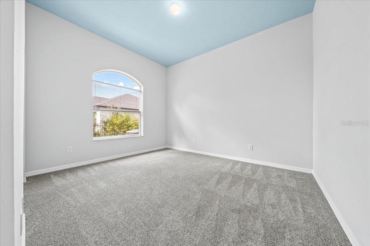 Image 47 of 77 For 10929 39th Court