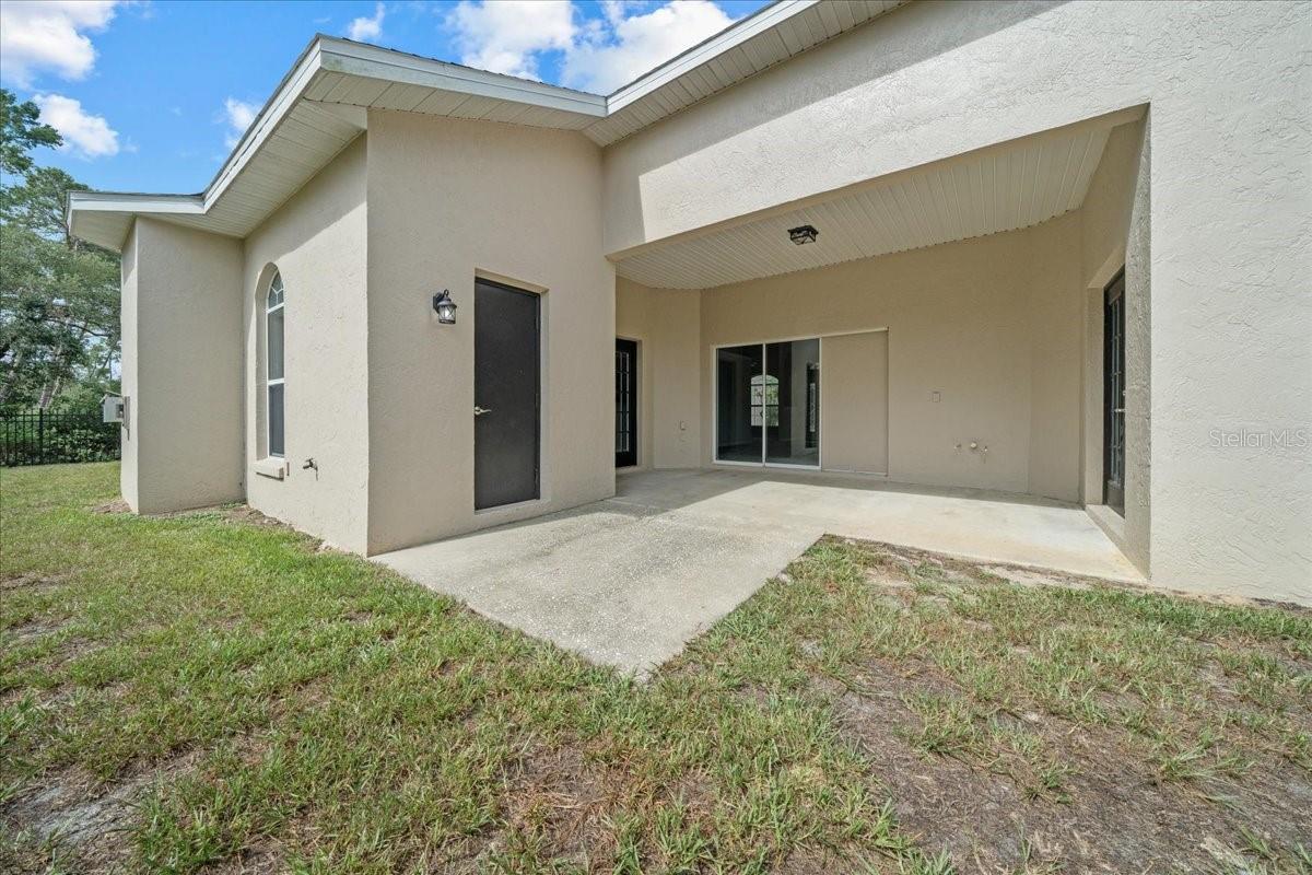 Image 52 of 77 For 10929 39th Court
