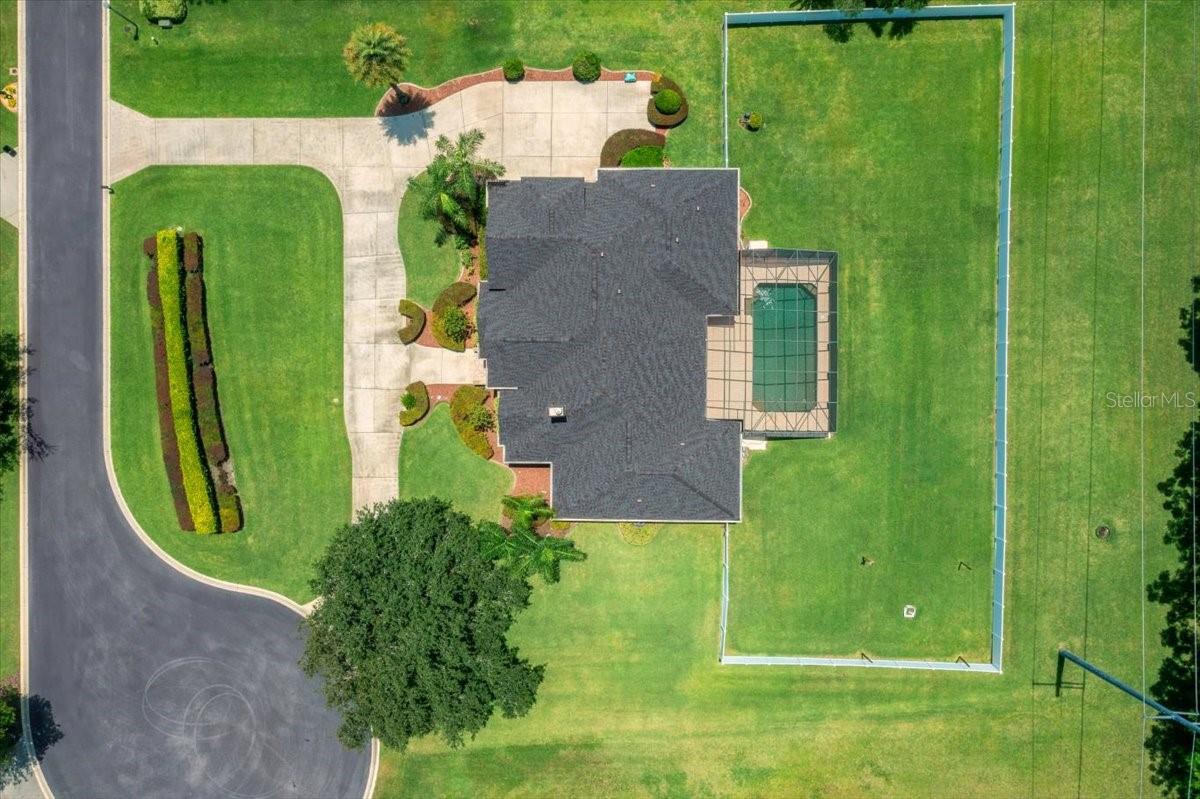 Image 92 of 100 For 3940 39th Circle