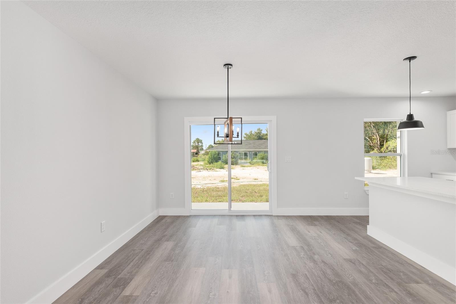 Image 17 of 60 For 13462 106 Street