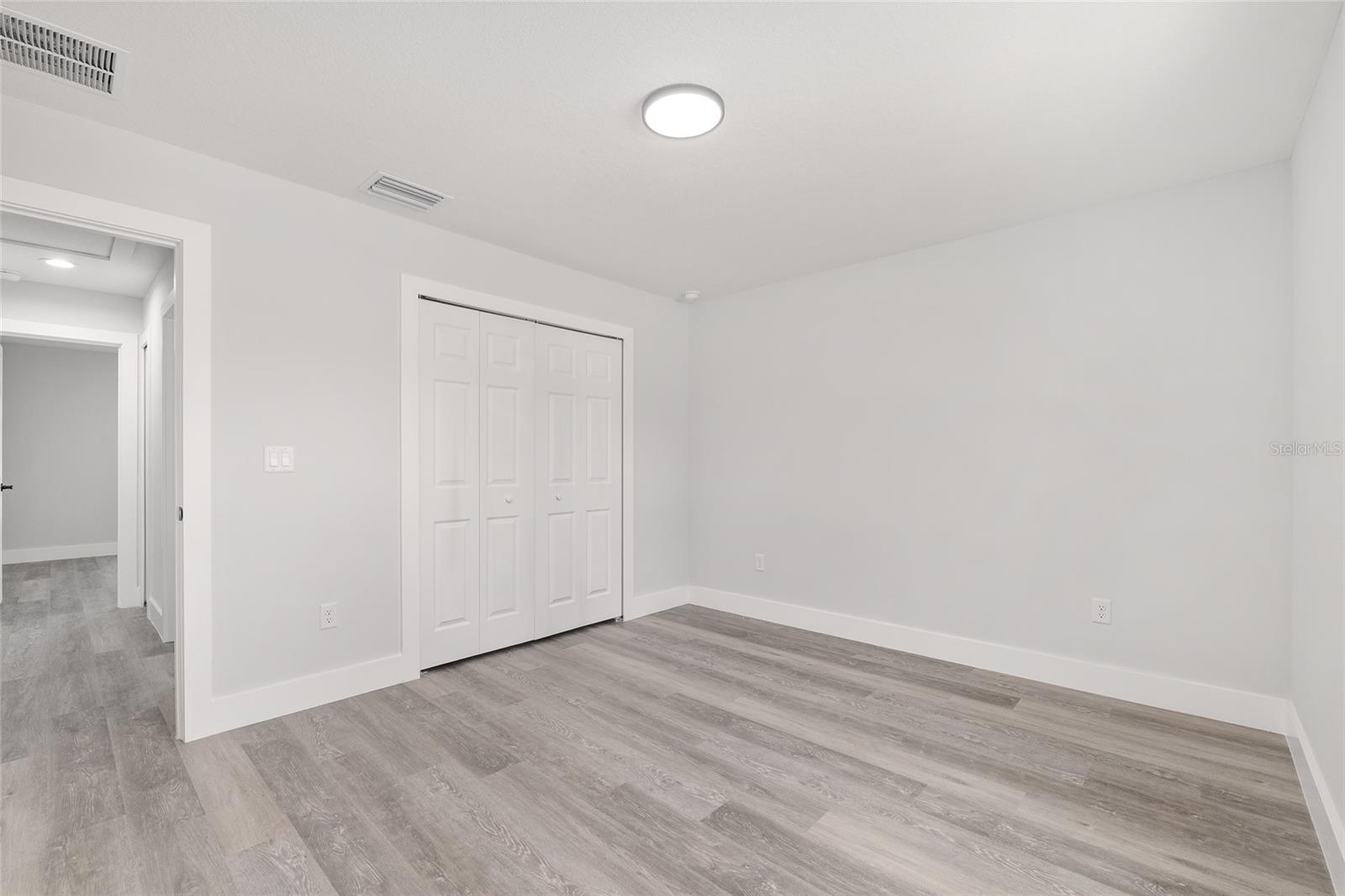 Image 42 of 60 For 13462 106 Street