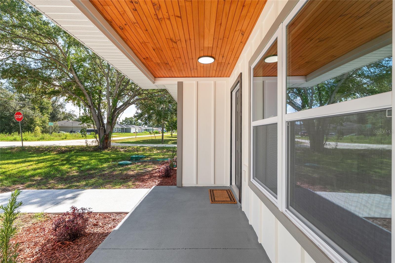 Image 6 of 60 For 13462 106 Street
