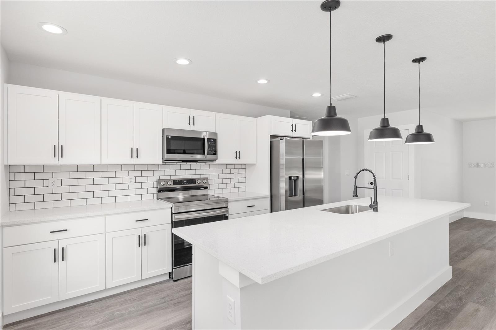 Image 22 of 56 For 15769 14th Street