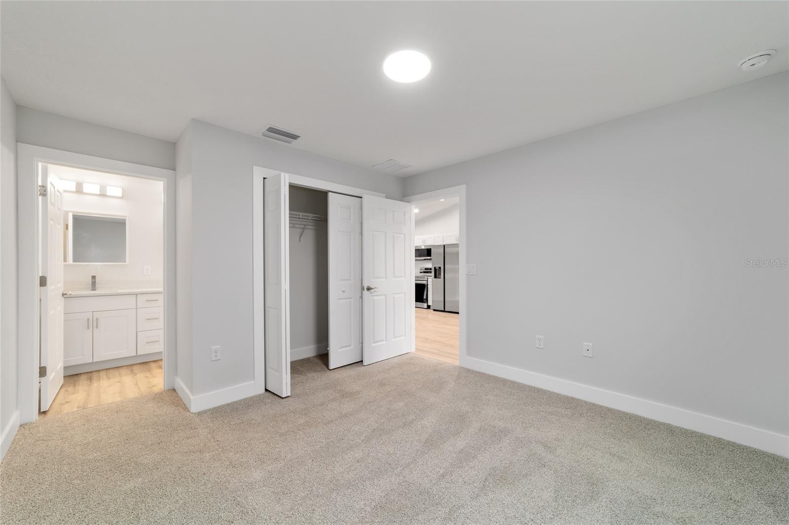Image 22 of 39 For 1822 Hilliard Avenue