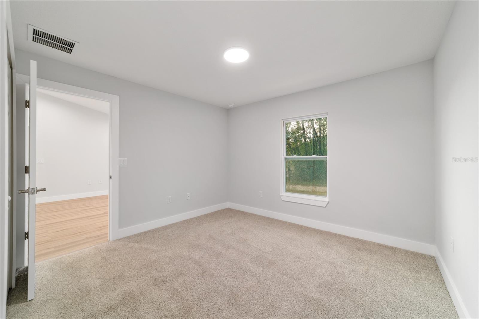 Image 23 of 39 For 1822 Hilliard Avenue