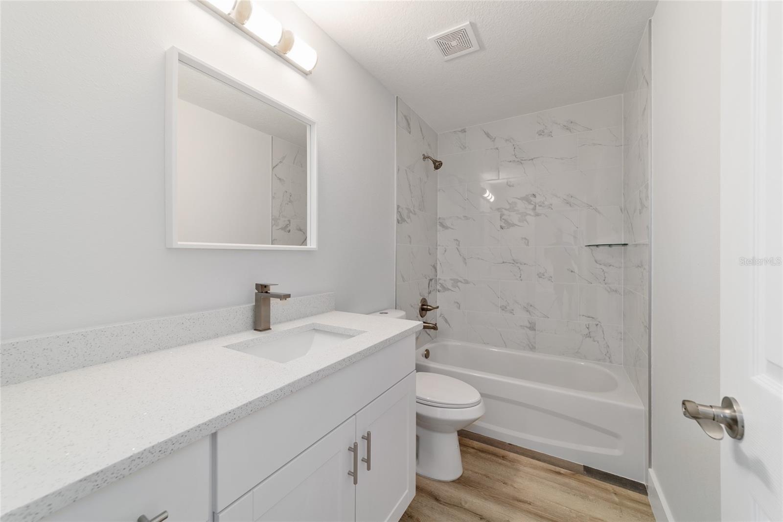 Image 33 of 41 For 15751 14th Street