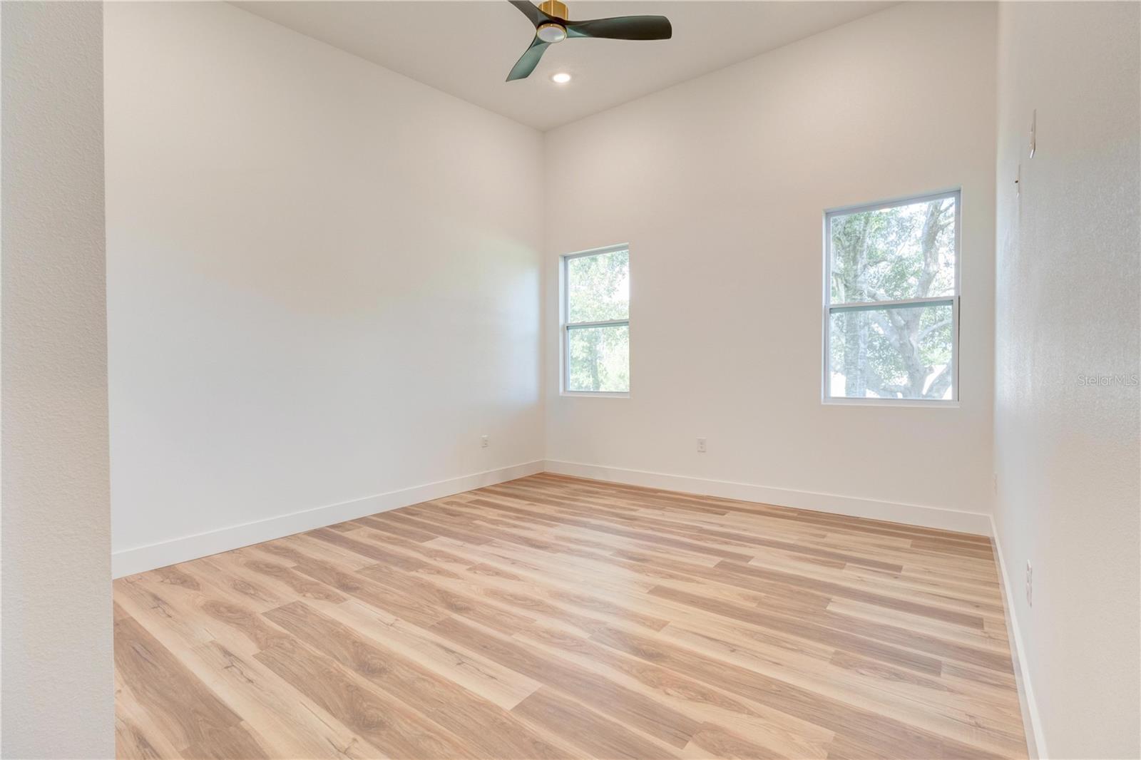 Image 14 of 18 For 17931 62nd Street Se