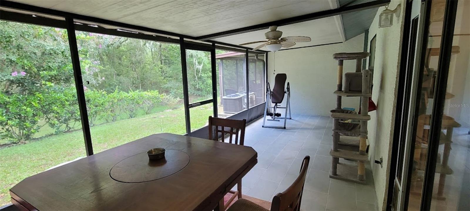 Image 15 of 19 For 537 Crossleaf Lane