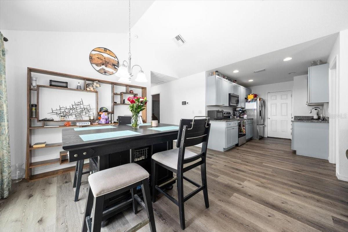 Image 16 of 39 For 5515 171 Court