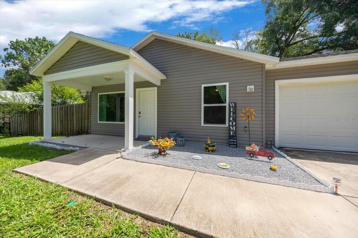 Image 8 of 39 For 5515 171 Court