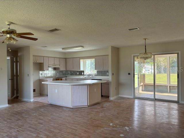 Image 8 of 19 For 17738 95th Circle