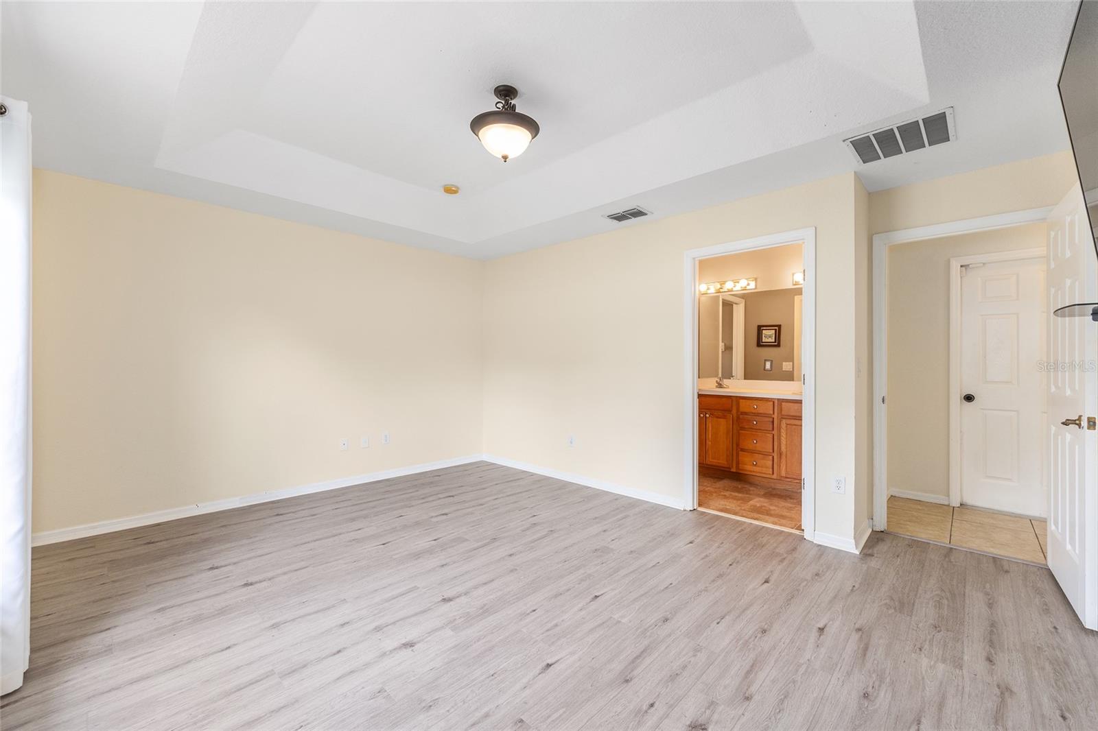 Image 18 of 48 For 6568 129th Lane