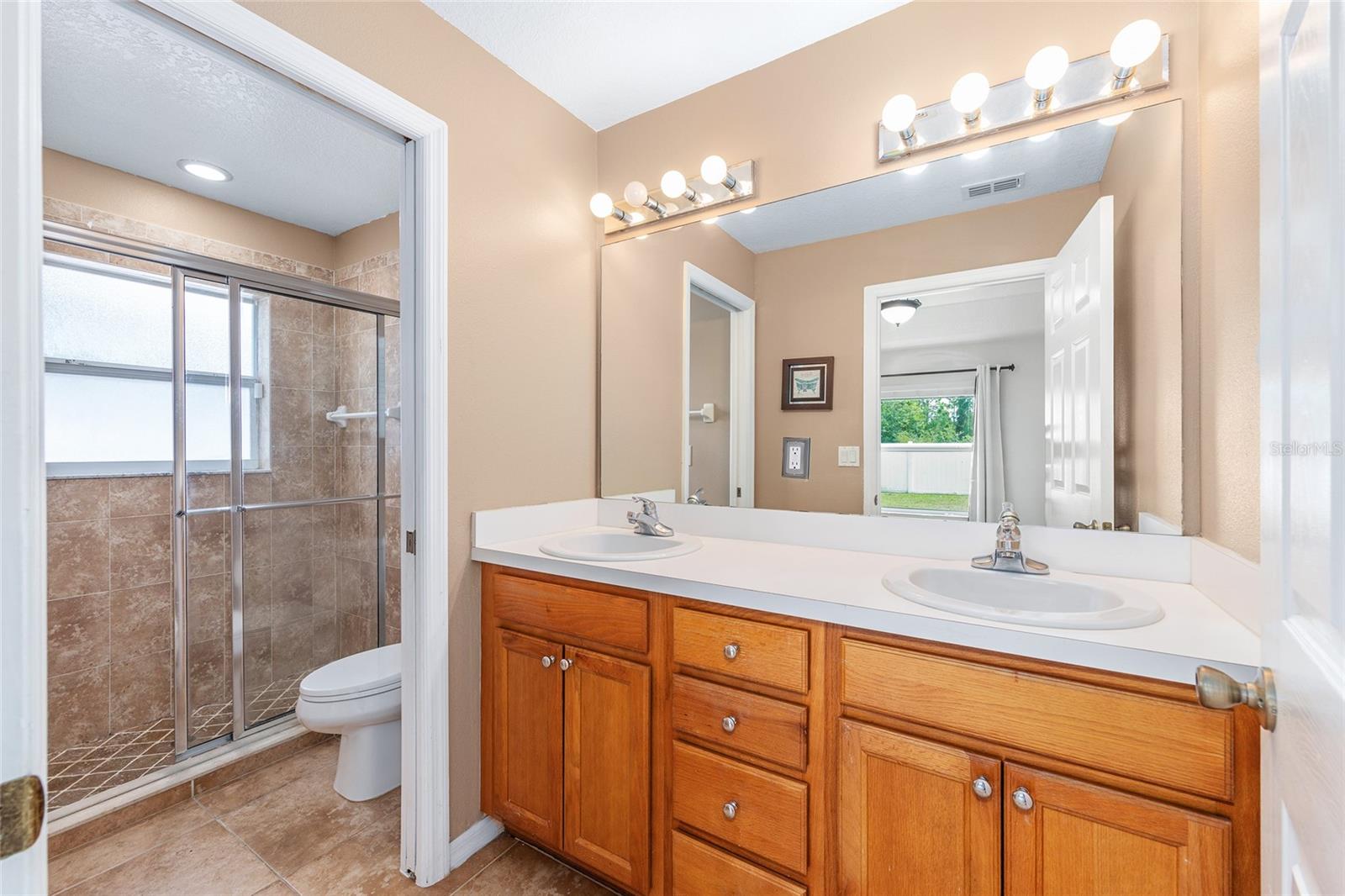 Image 19 of 48 For 6568 129th Lane