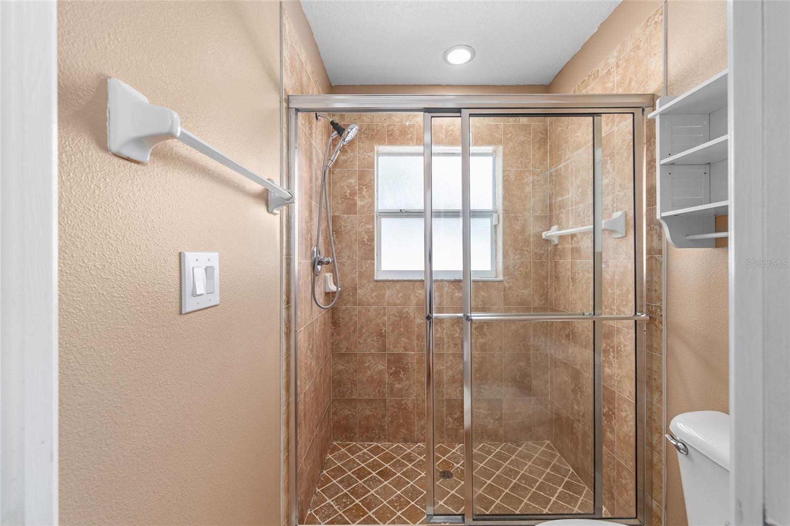 Image 20 of 48 For 6568 129th Lane