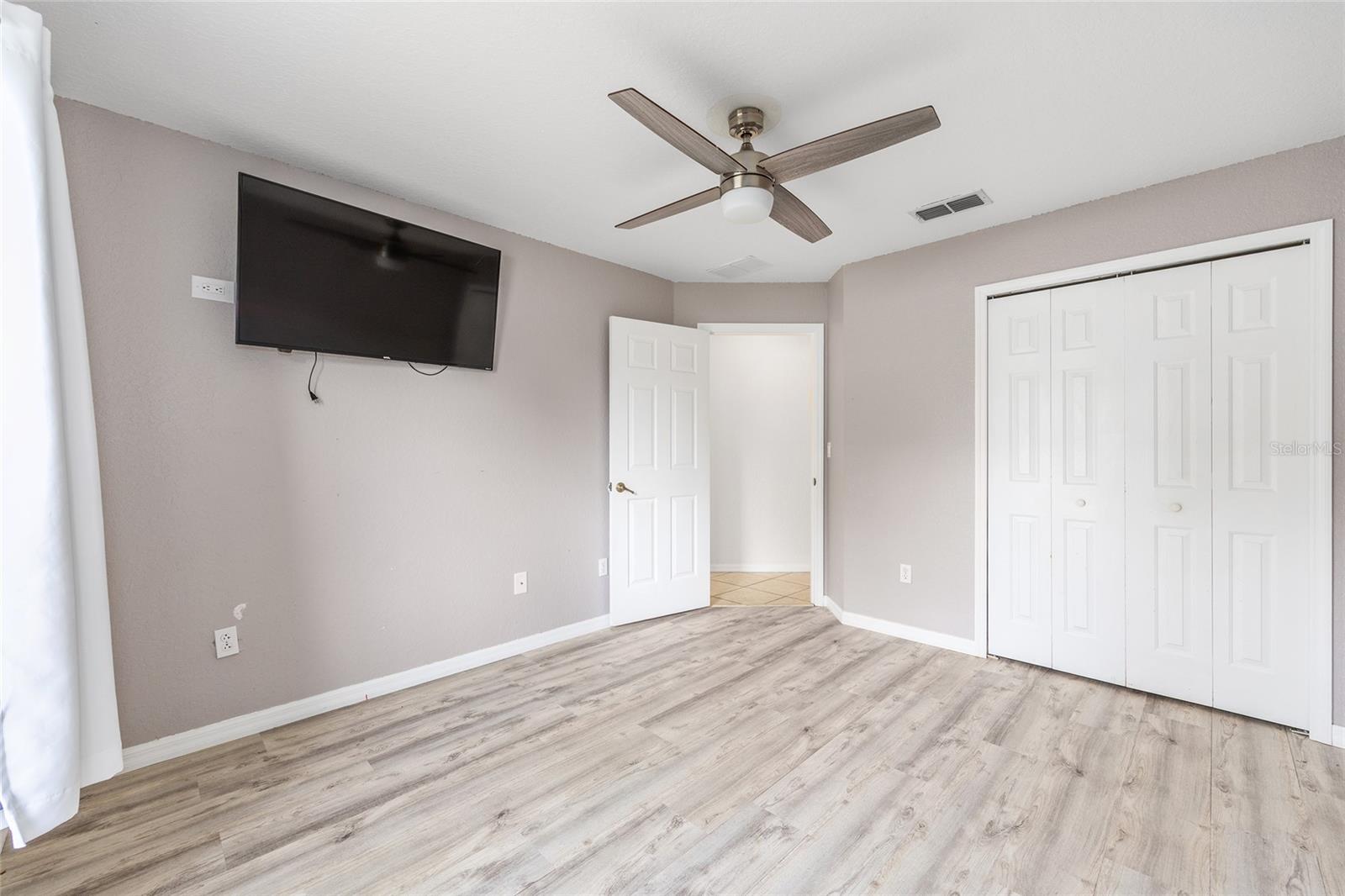 Image 24 of 48 For 6568 129th Lane