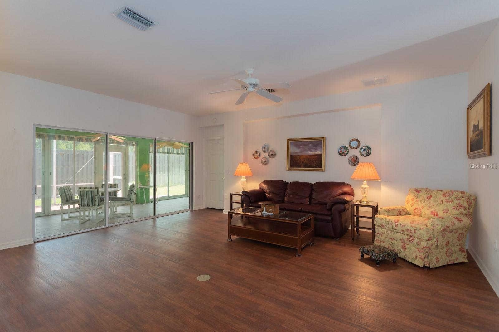 Image 18 of 38 For 13876 94th Avenue