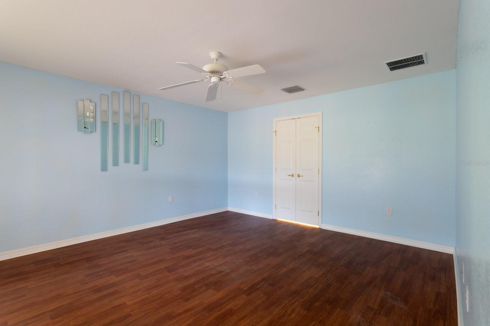 Image 21 of 38 For 13876 94th Avenue