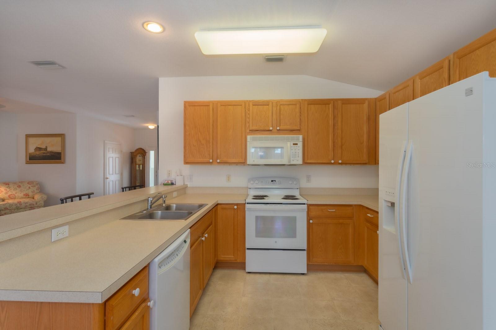 Image 32 of 38 For 13876 94th Avenue
