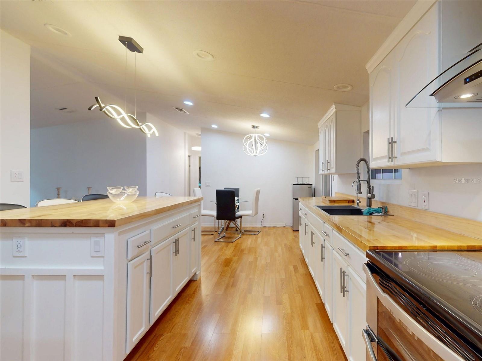 Image 12 of 52 For 13120 90th Street