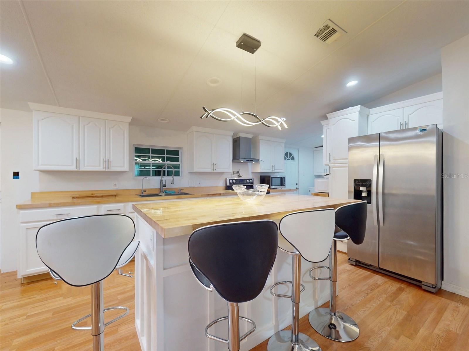Image 15 of 52 For 13120 90th Street