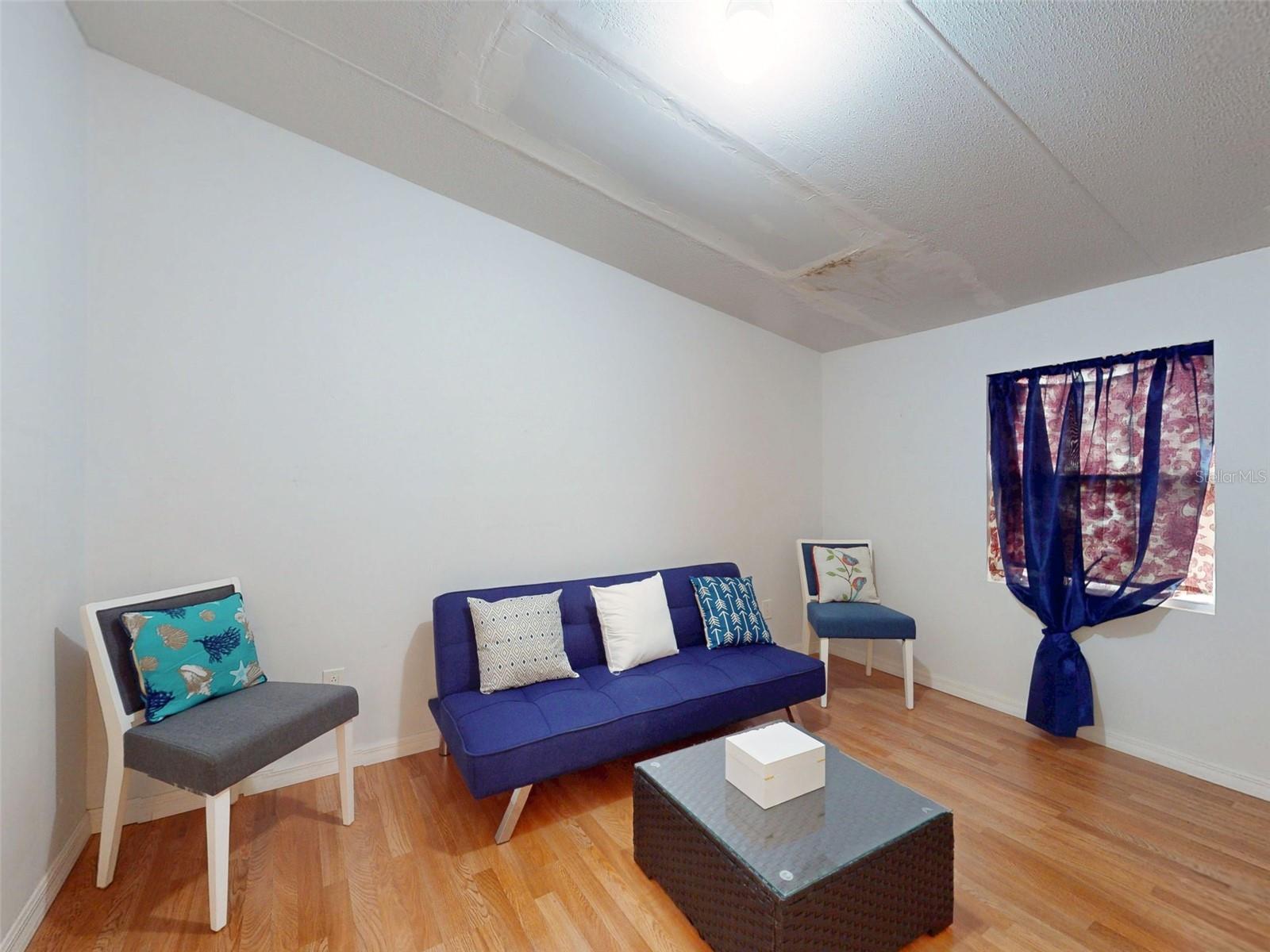 Image 21 of 52 For 13120 90th Street