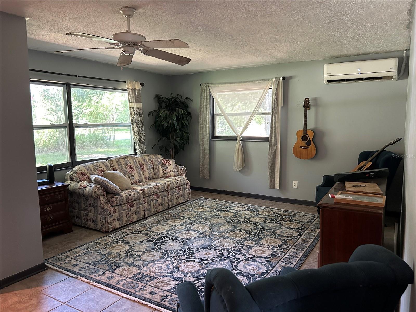 Listing photo id 17 for 8460 Ira Martin Avenue