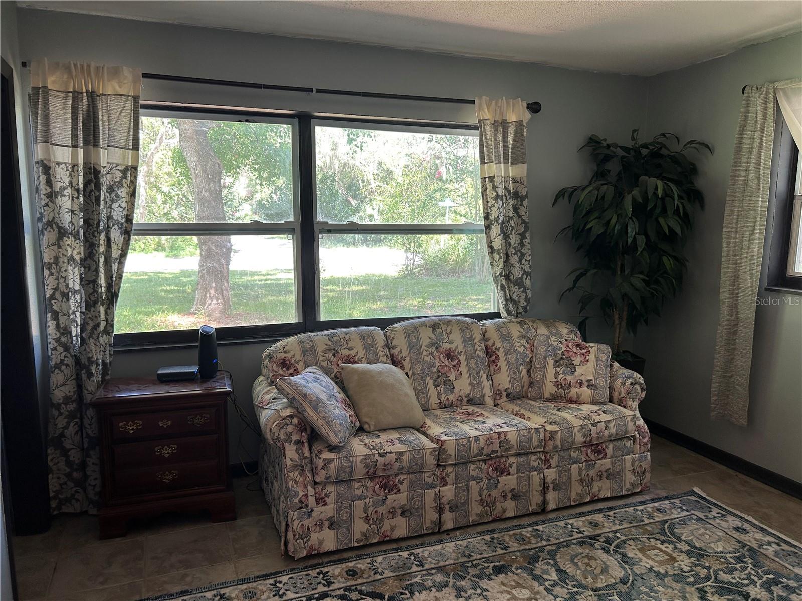 Listing photo id 18 for 8460 Ira Martin Avenue