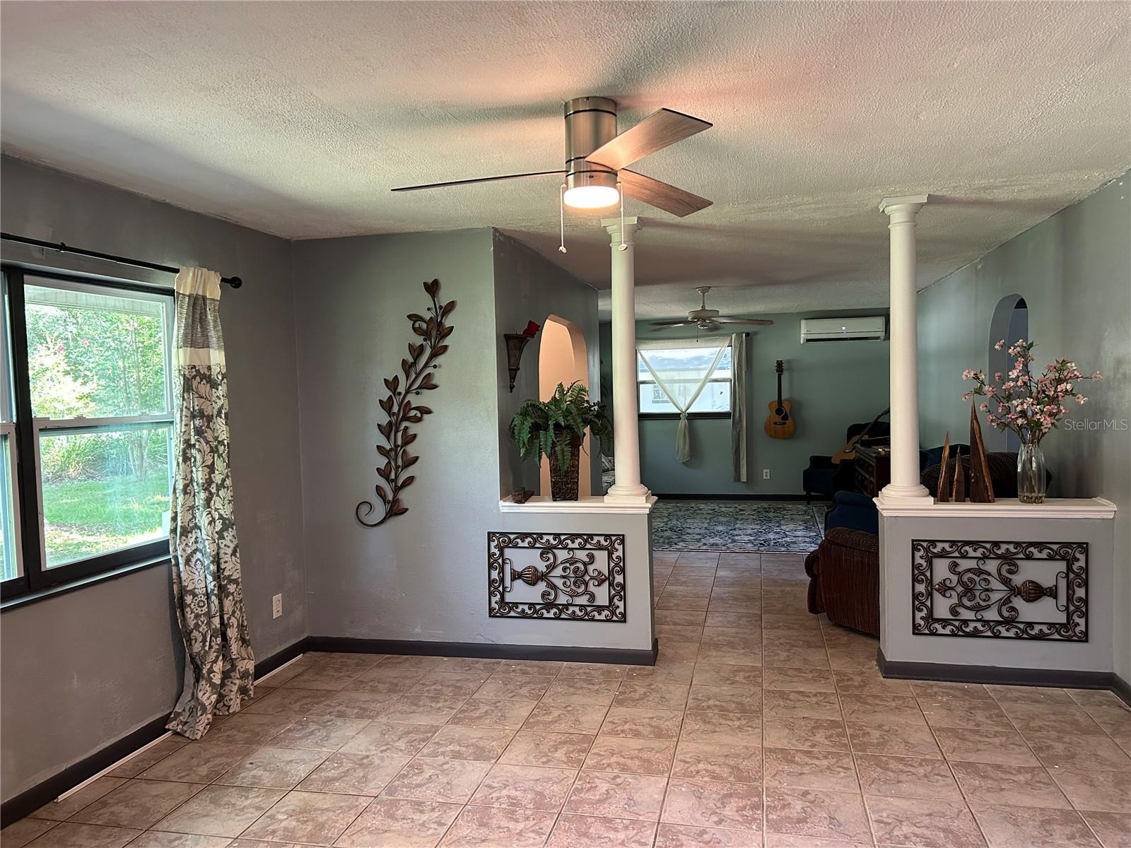 Listing photo id 23 for 8460 Ira Martin Avenue