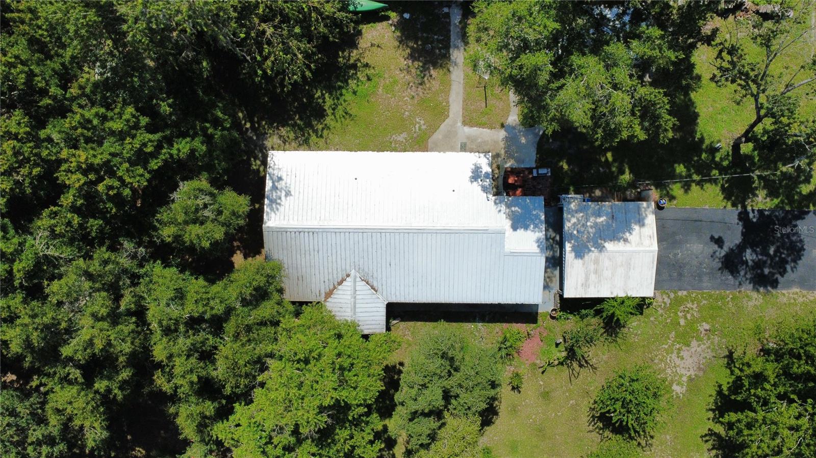 Listing photo id 1 for 8460 Ira Martin Avenue
