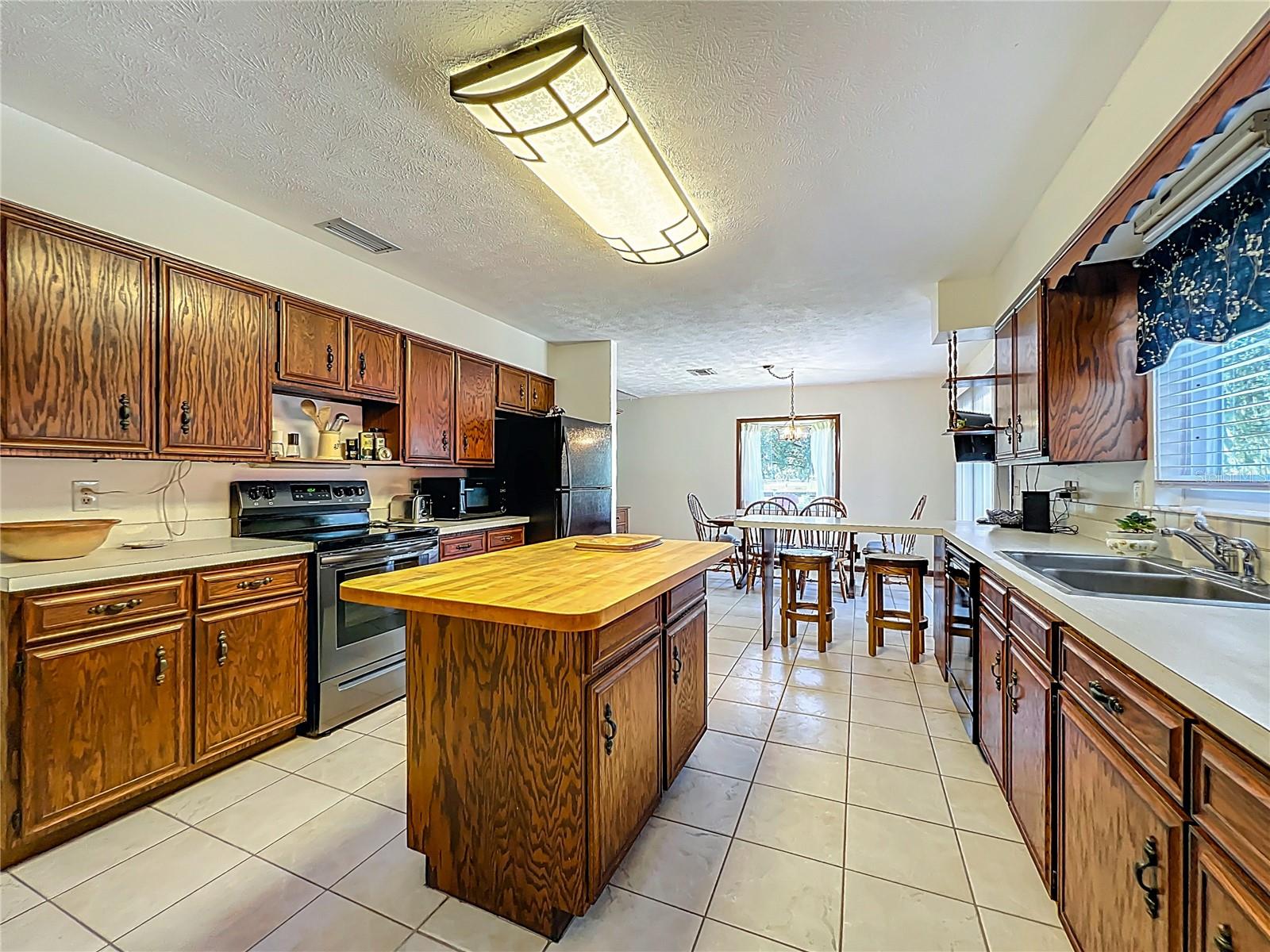 Image 16 of 61 For 2380 97th Place