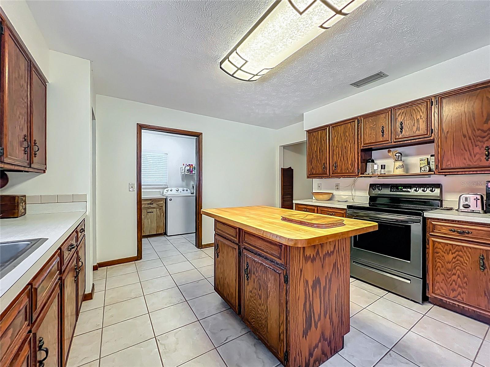 Image 18 of 61 For 2380 97th Place