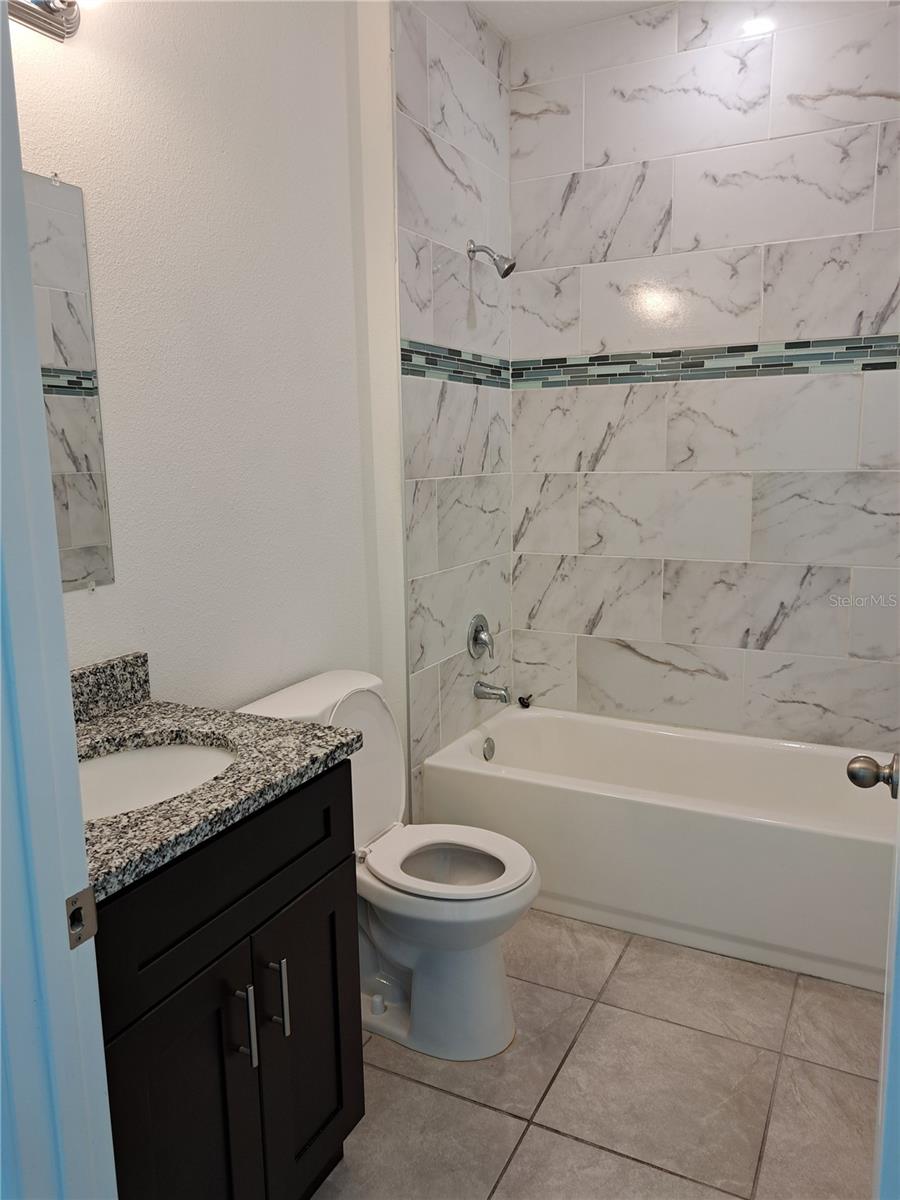 Image 10 of 39 For 16558 30th Terrace Road